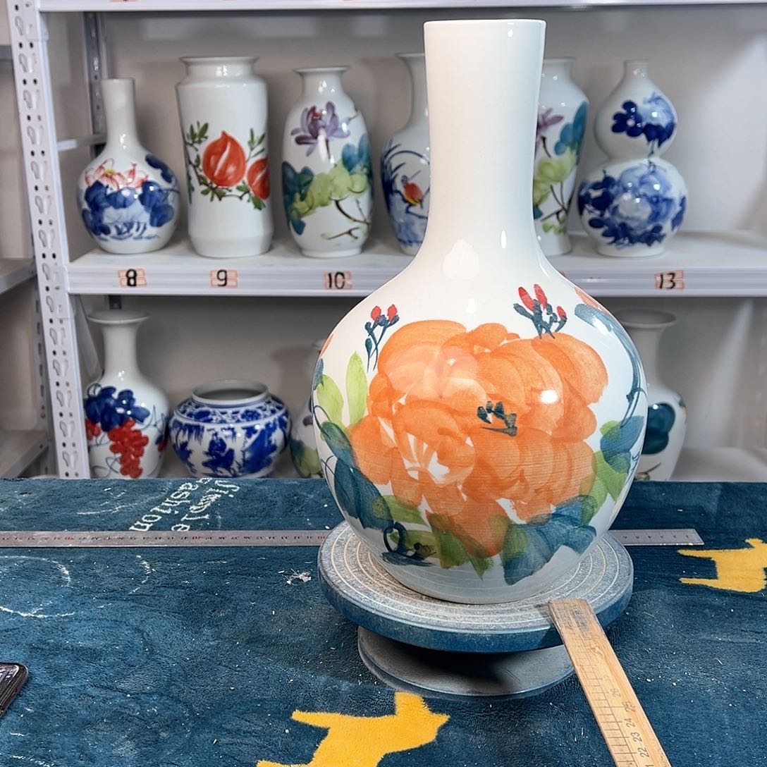 摆件景德镇陶瓷天黄牡