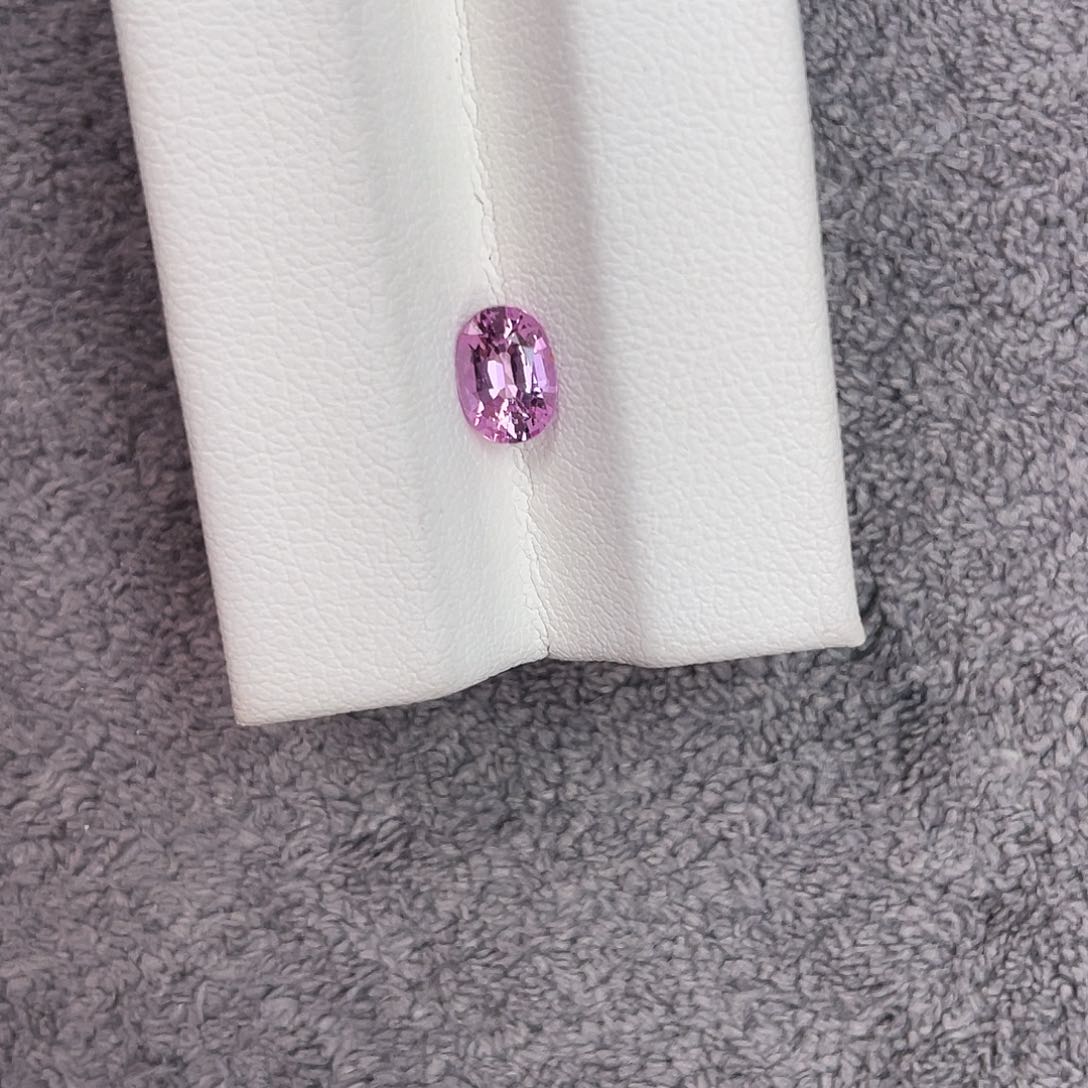 蓝宝石裸石未镶嵌无烧0.96Ct 