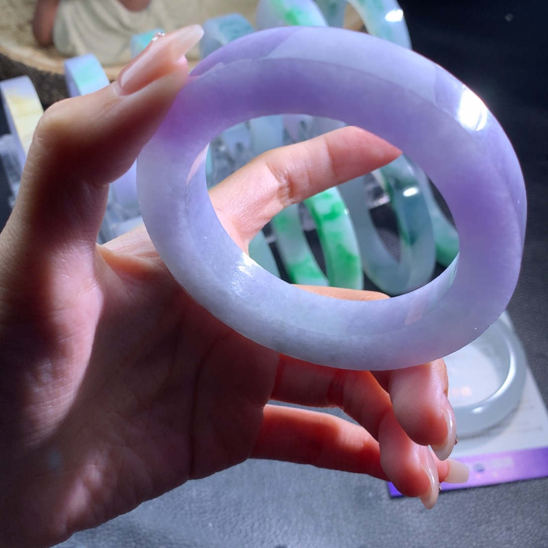 怡***宝定制翡翠未镶嵌手镯