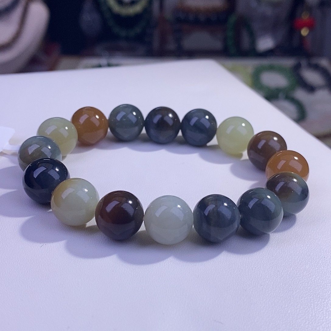 颈饰未镶嵌和田玉精品楼兰多宝老矿料冰底手串12m