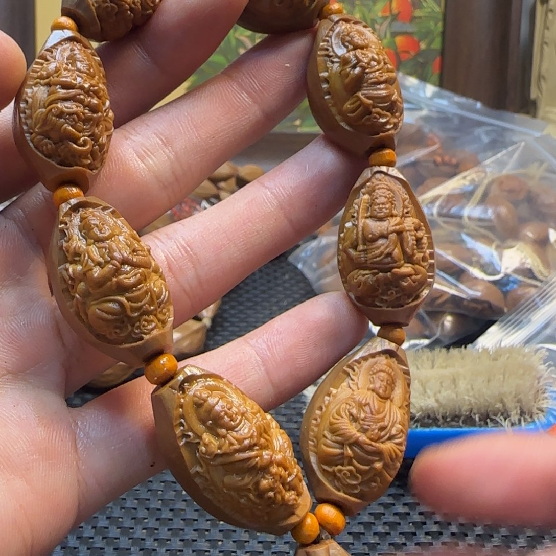 手串/手链橄榄核包衣八大护法