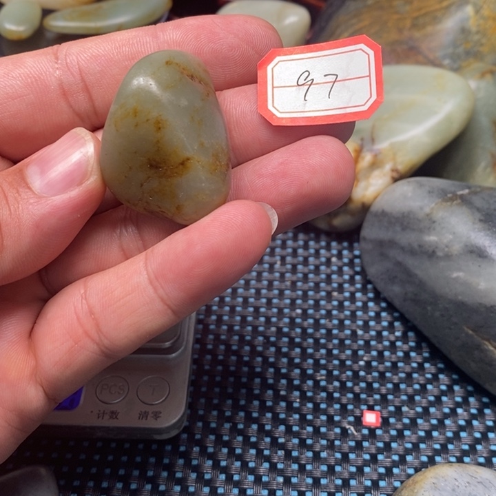 未镶嵌和田玉把件97