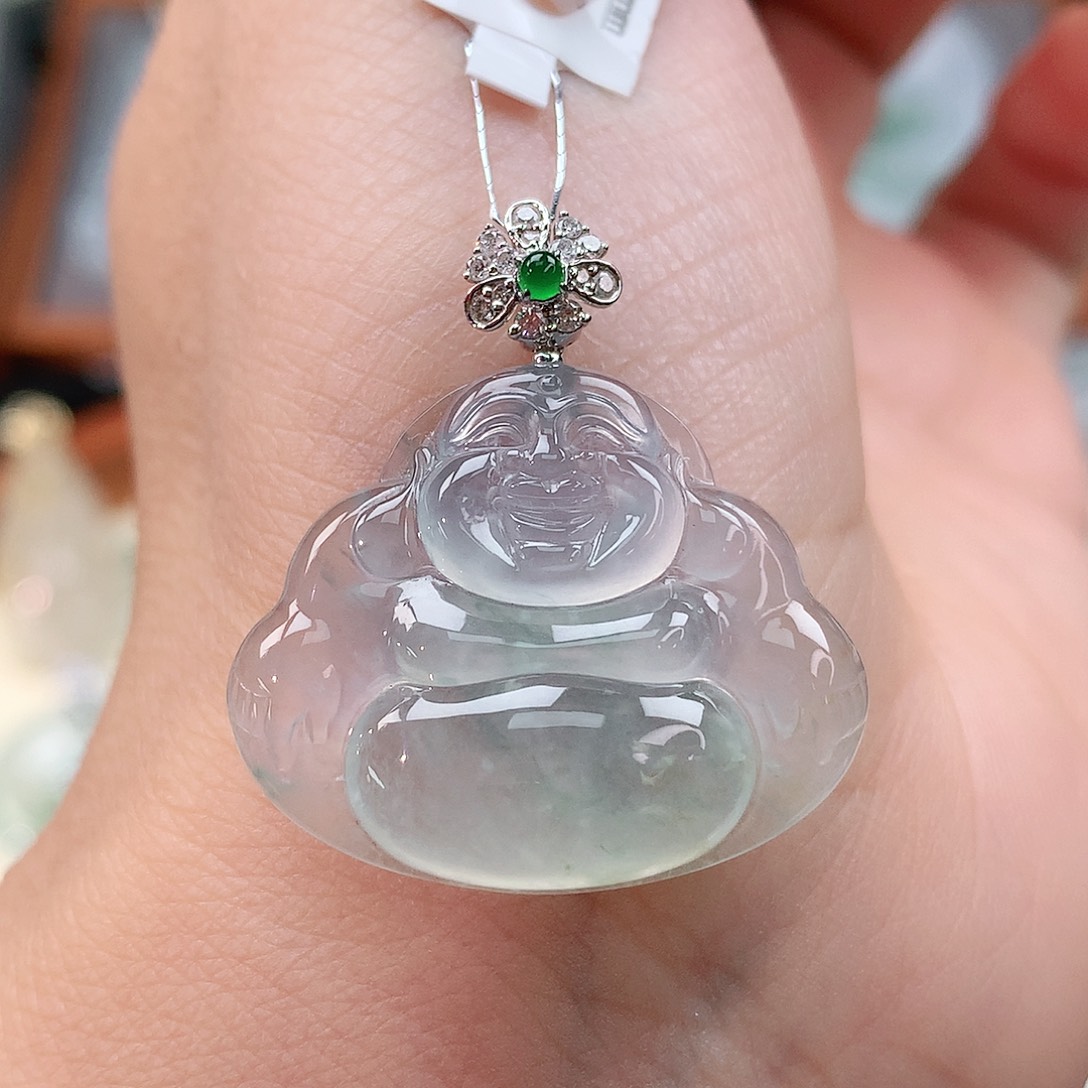 颈饰18K金镶嵌翡翠佛公