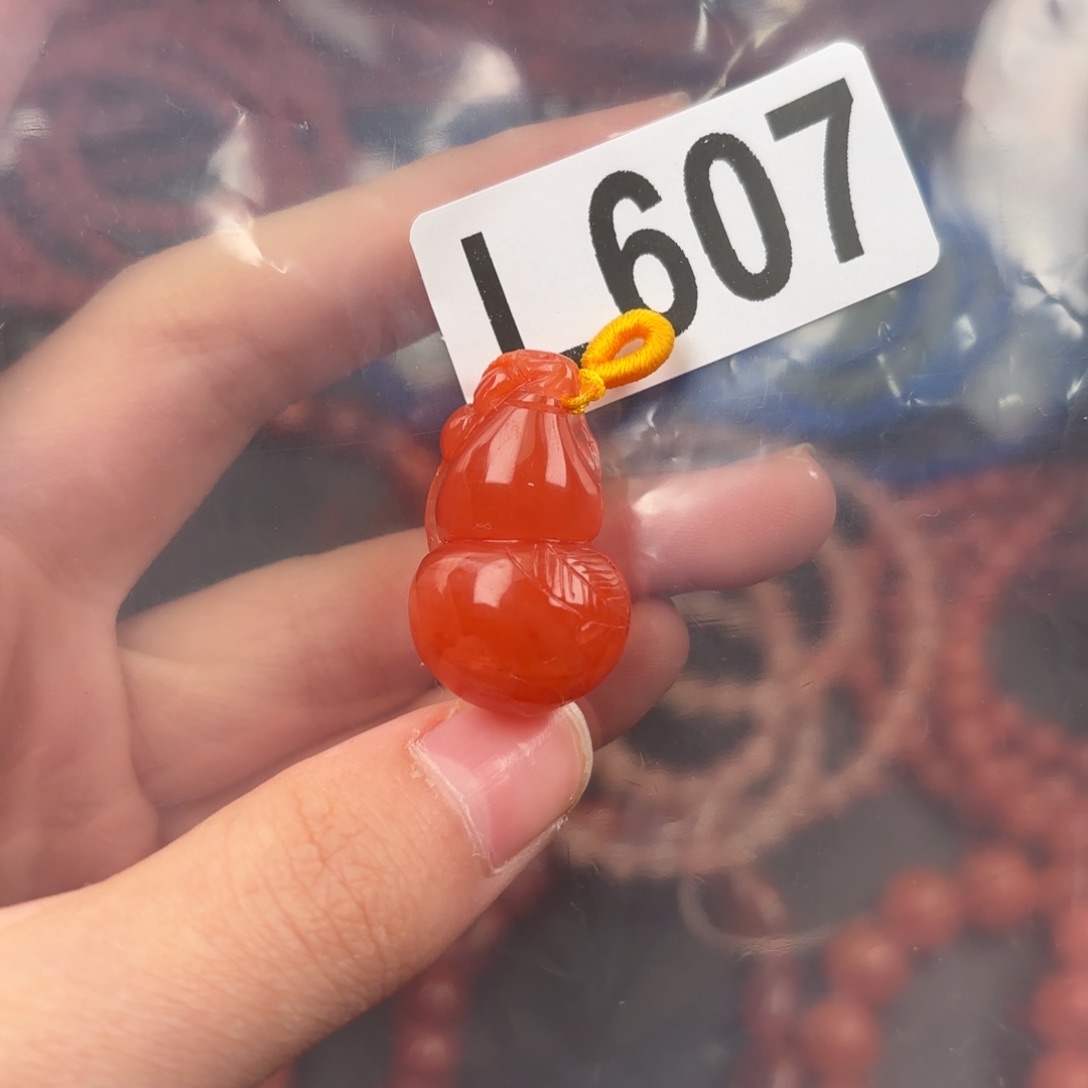 南红玛瑙珠宝奇石未镶嵌