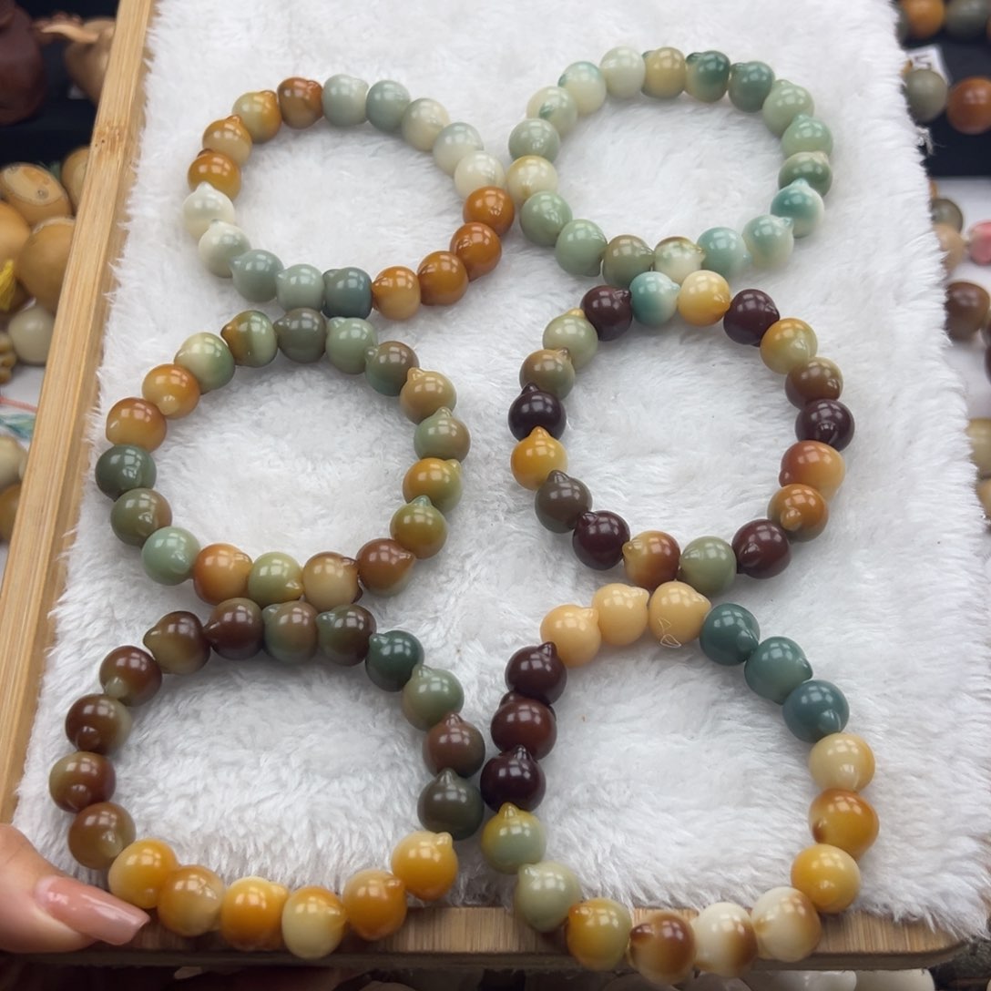 白玉菩提吊坠通货