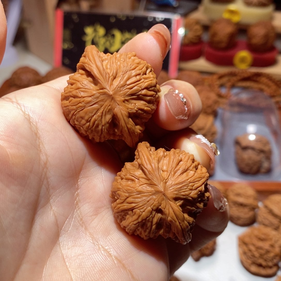 文玩核桃把件全品磨盘