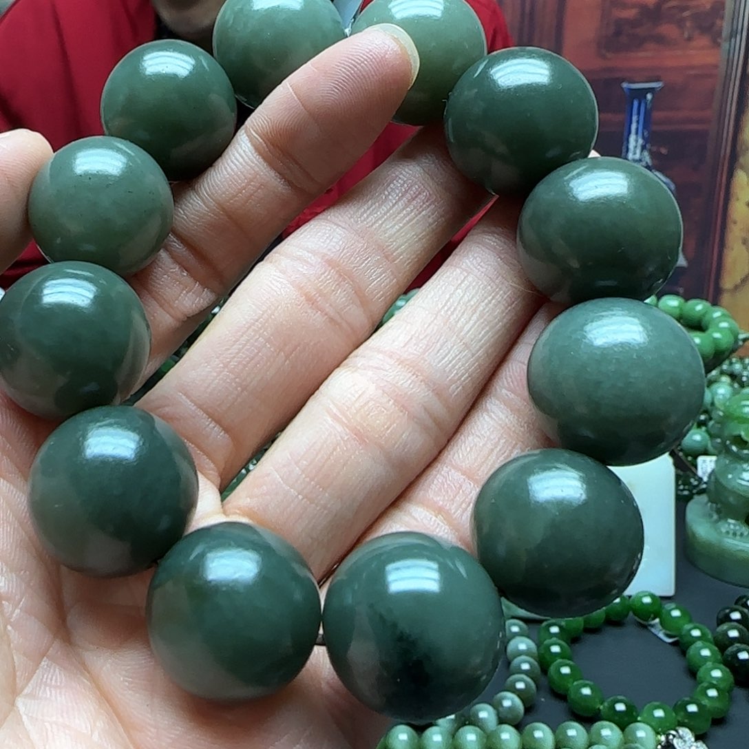 和田玉手串未镶嵌