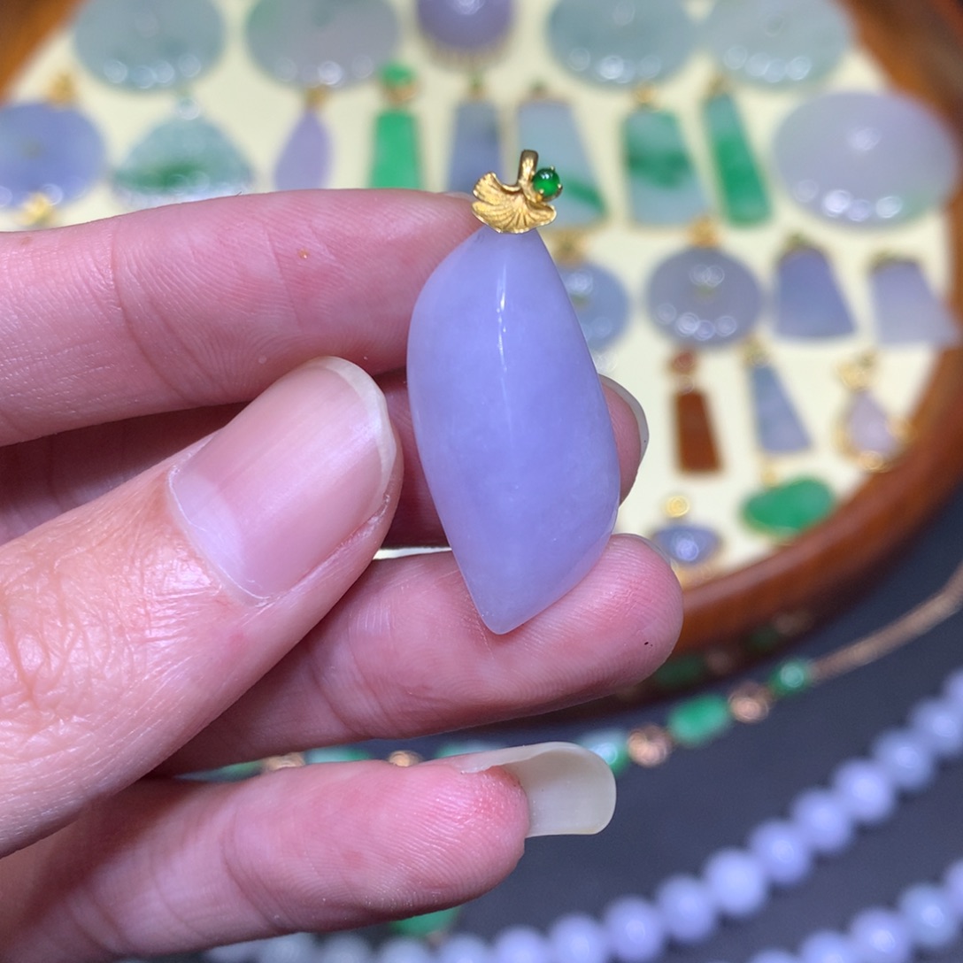 翡翠吊坠(不含链)18K金镶嵌幸****