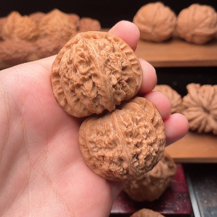 吊坠文玩核桃咖**熊42毕业白狮子