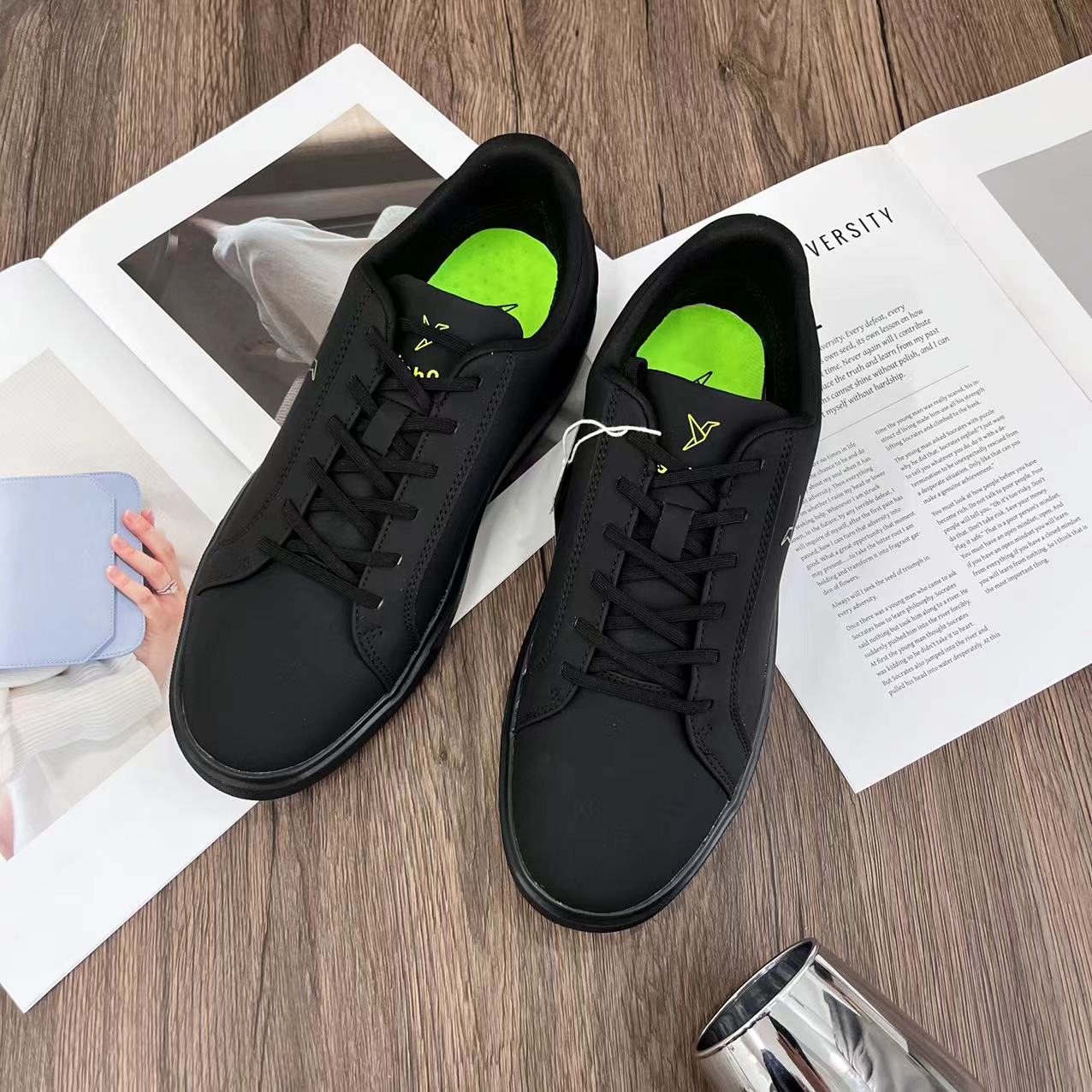 潮流新款情侣款时尚百搭透气休闲板鞋CA-0378