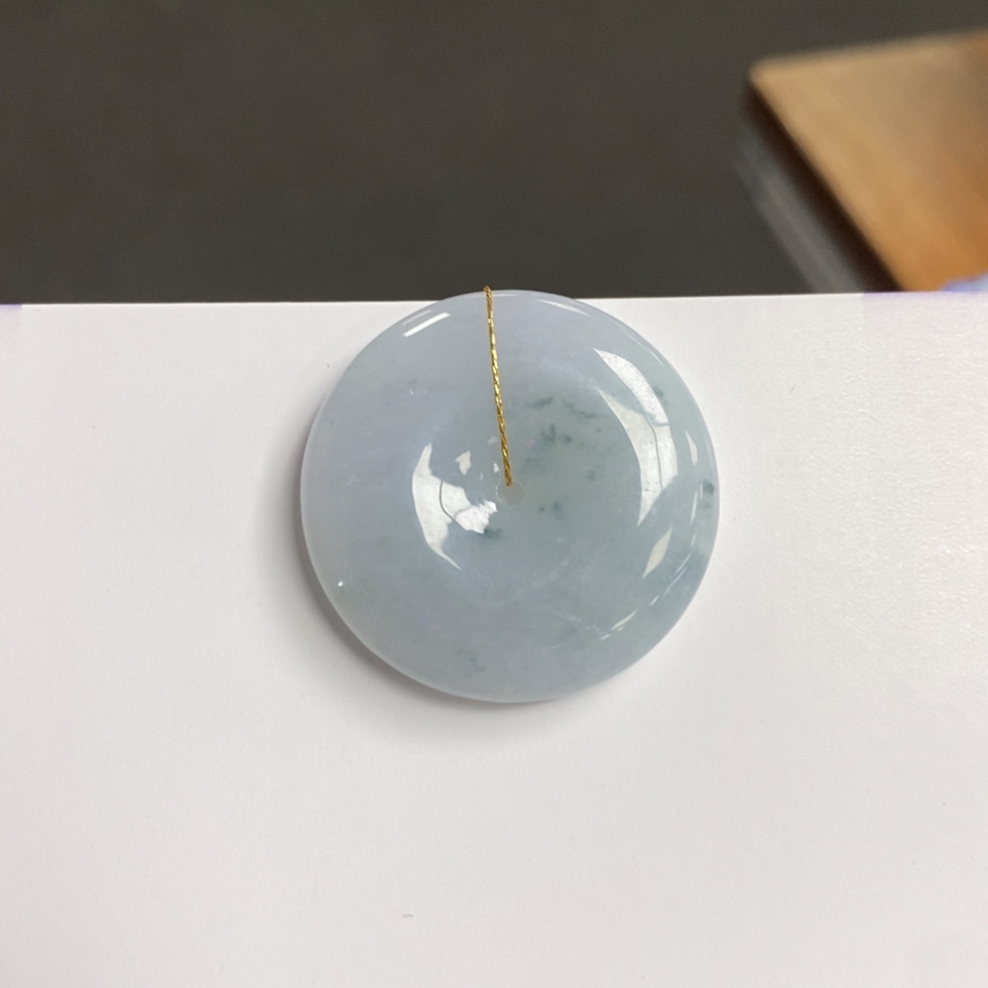 翡翠未镶嵌颈饰平安扣