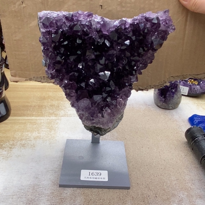 紫晶大型摆件（非配饰）未镶嵌