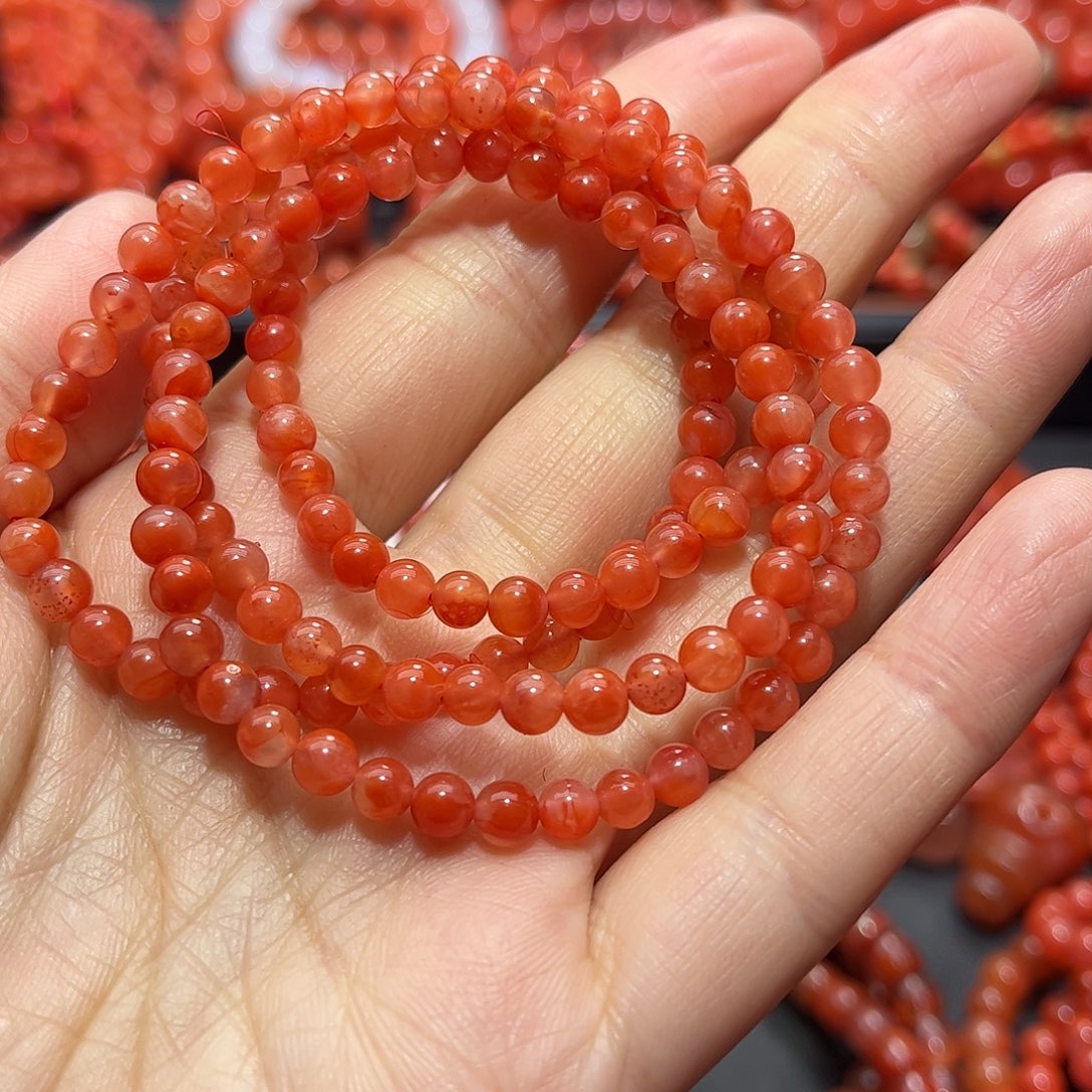 南红玛瑙手链未镶嵌