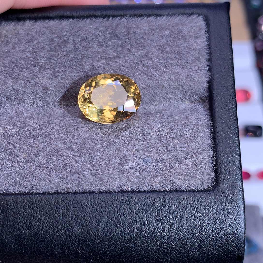绿柱石裸石未镶嵌4.73ct
