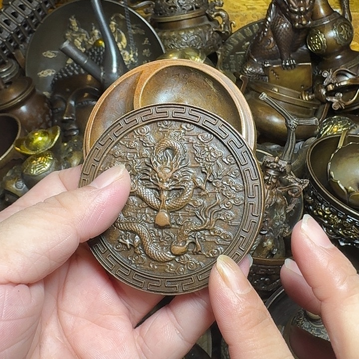 铜器摆件收收藏藏