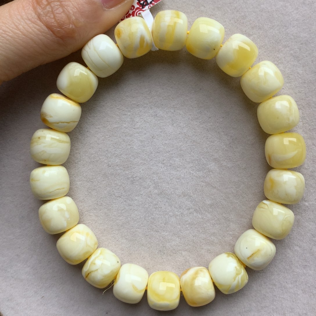 蜜蜡珠宝奇石未镶嵌