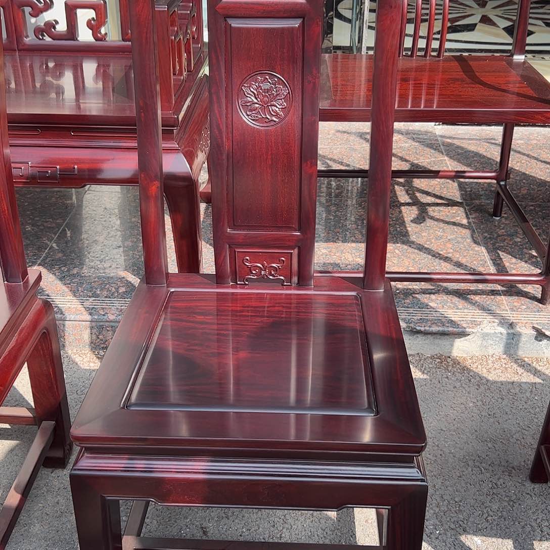 紫檀木类成套家具