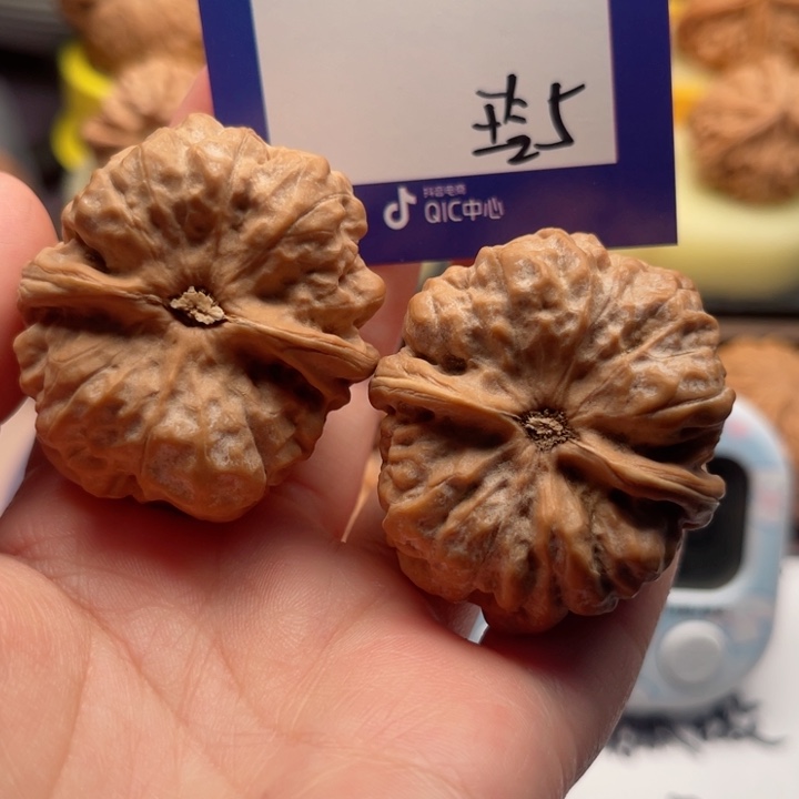 吊坠文玩核桃思*文玩核桃5