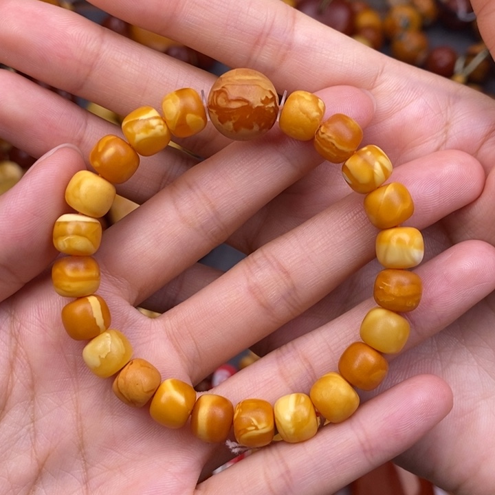 琥珀未镶嵌裸石蜜蜡M