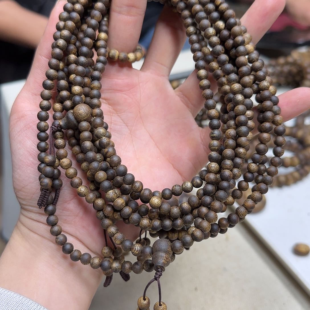 沉香沉香碎屑奇楠沉香圆珠长串0.5-10g多样性发一条