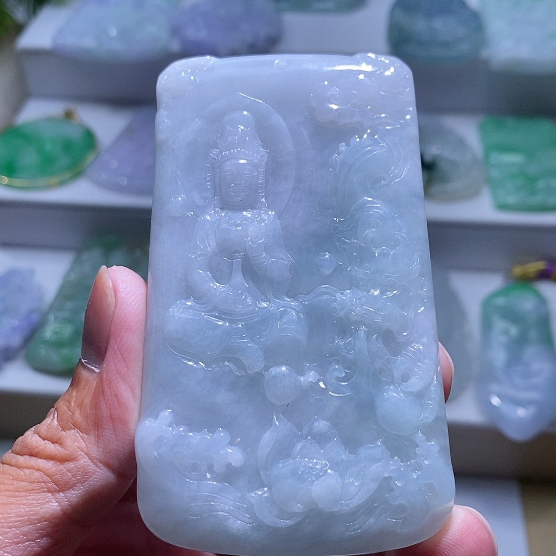 【闪购商品】翡翠颈饰未镶嵌11111111111111