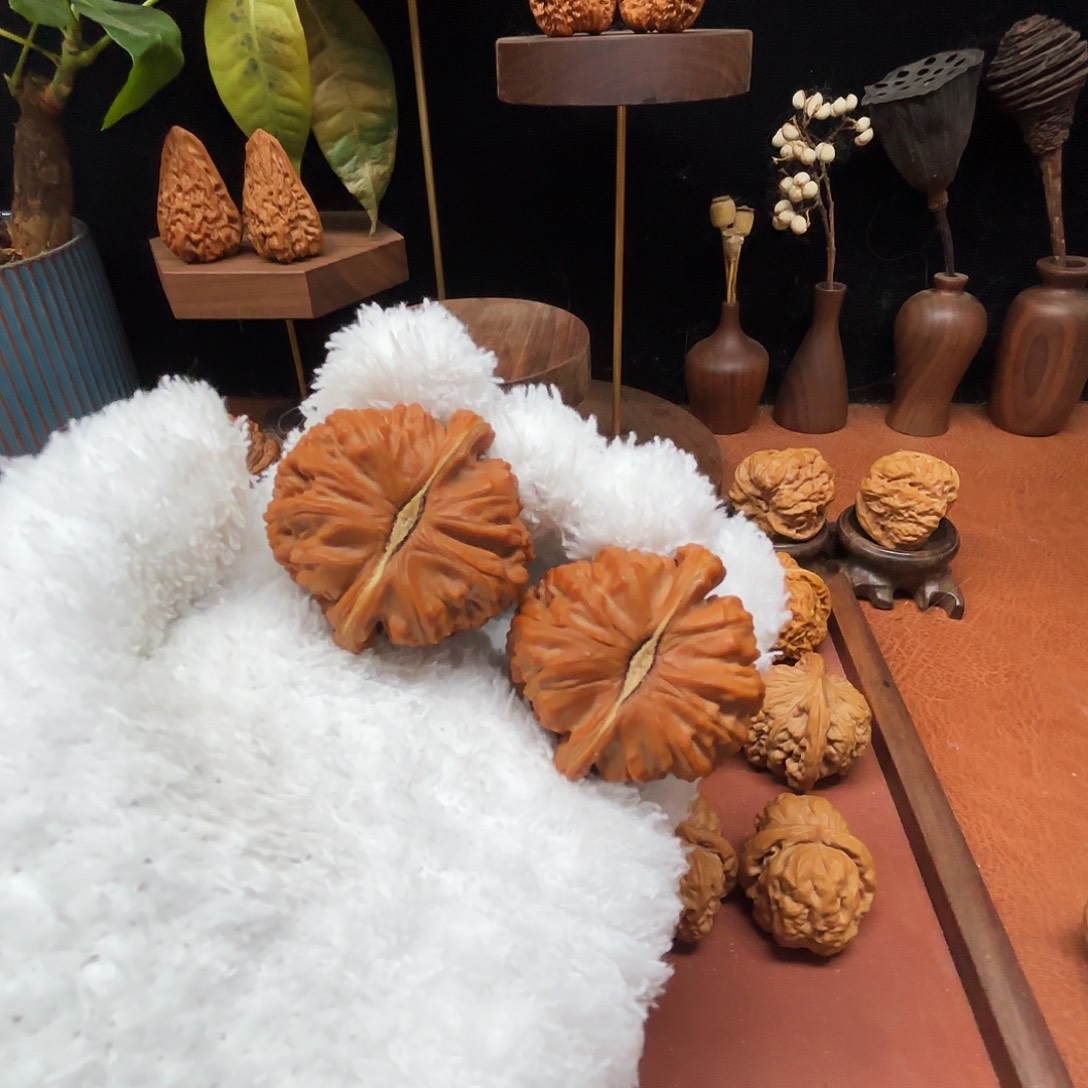 早***）手串/手链核桃白狮子