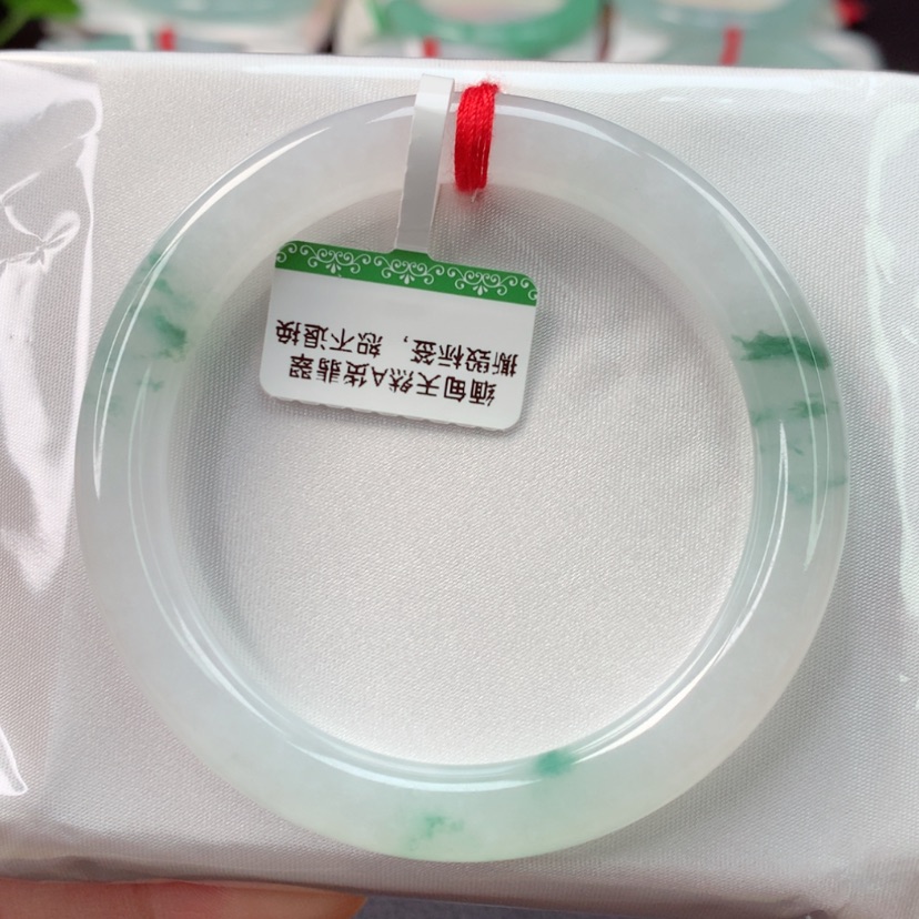【闪购商品】翡翠手镯未镶嵌天然翡翠手镯