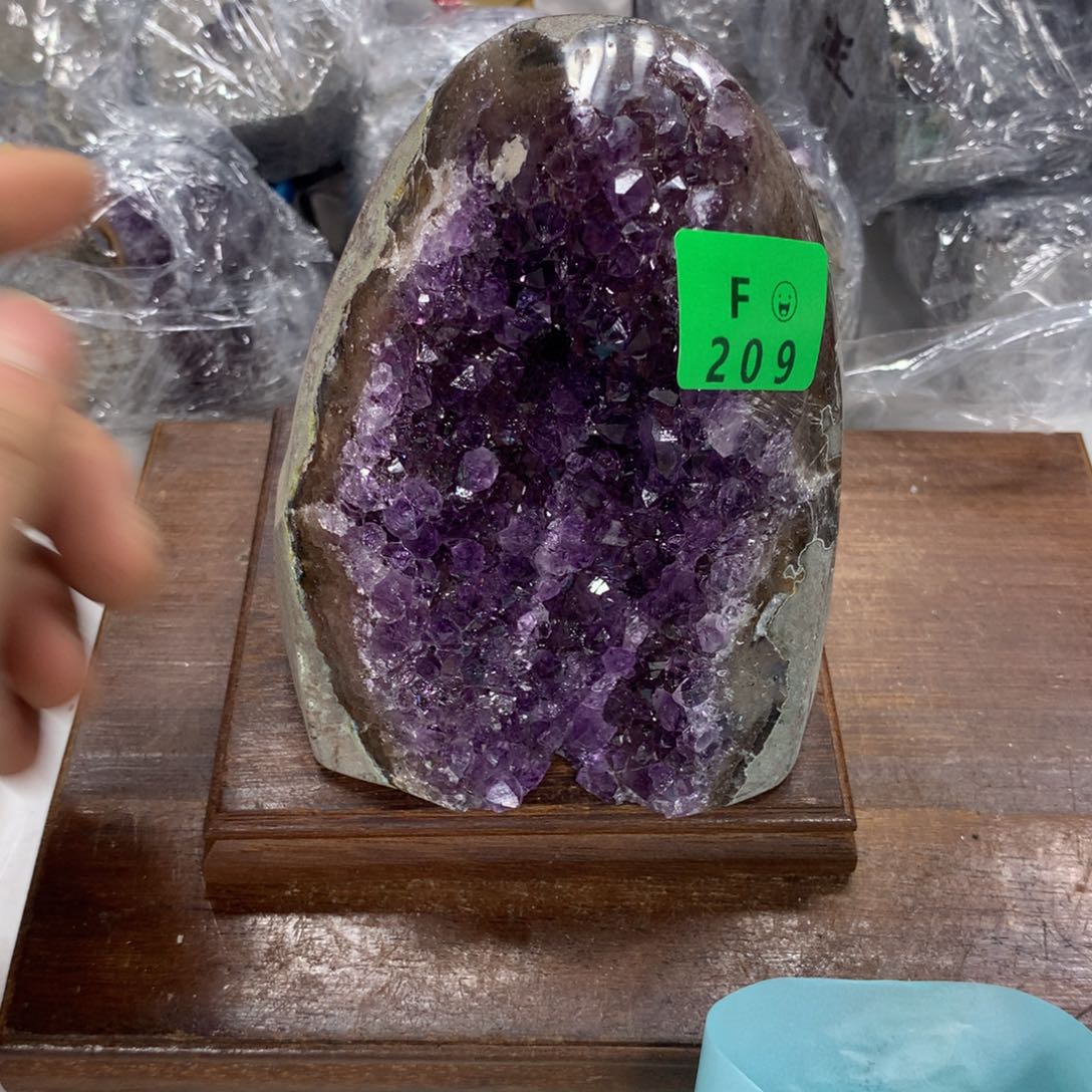 紫晶大型摆件（非配饰）未镶嵌