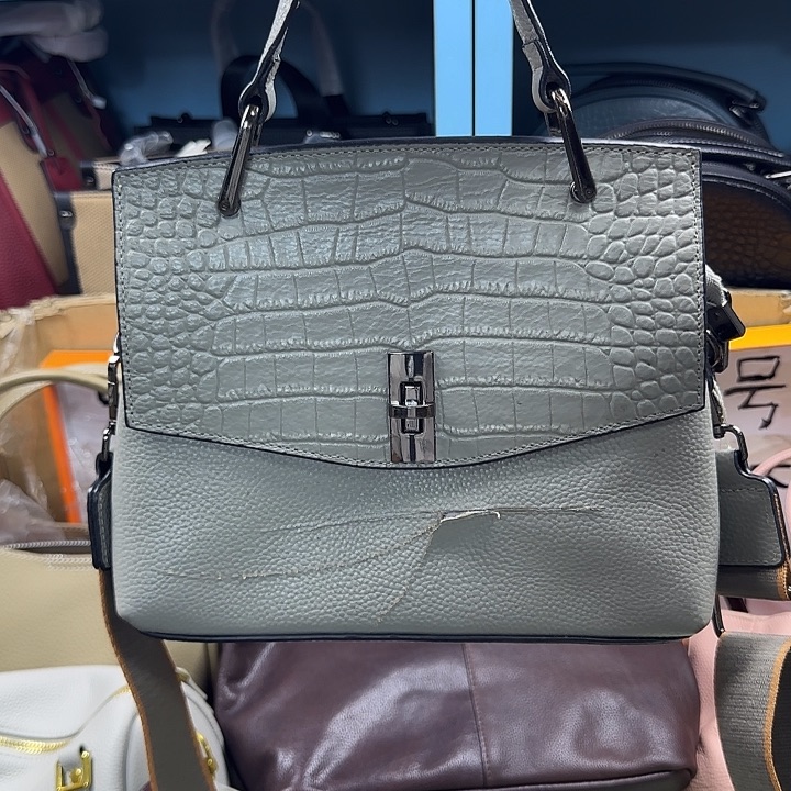 小牛皮水牛皮反绒皮牛皮小牛皮（革）水牛皮（革）