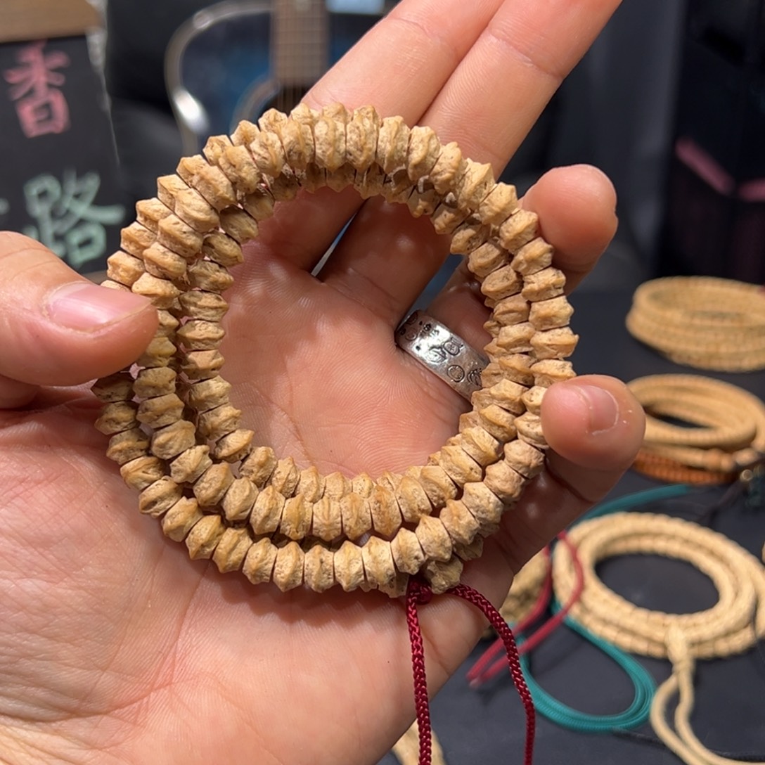 吊坠柏香籽/百香籽C13