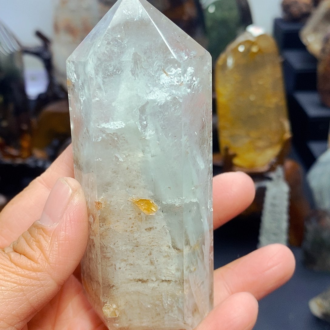 未镶嵌水晶大型摆件（非配饰）