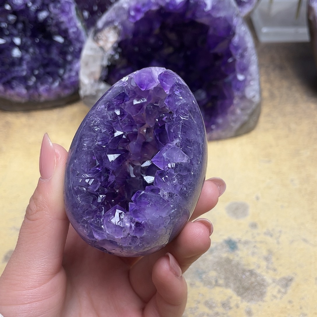 张***疗紫晶未镶嵌大型摆件（非配饰）