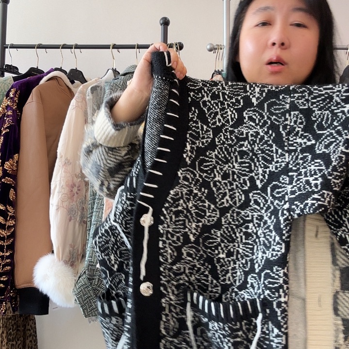 飞过华军坎坎坷坷看看看