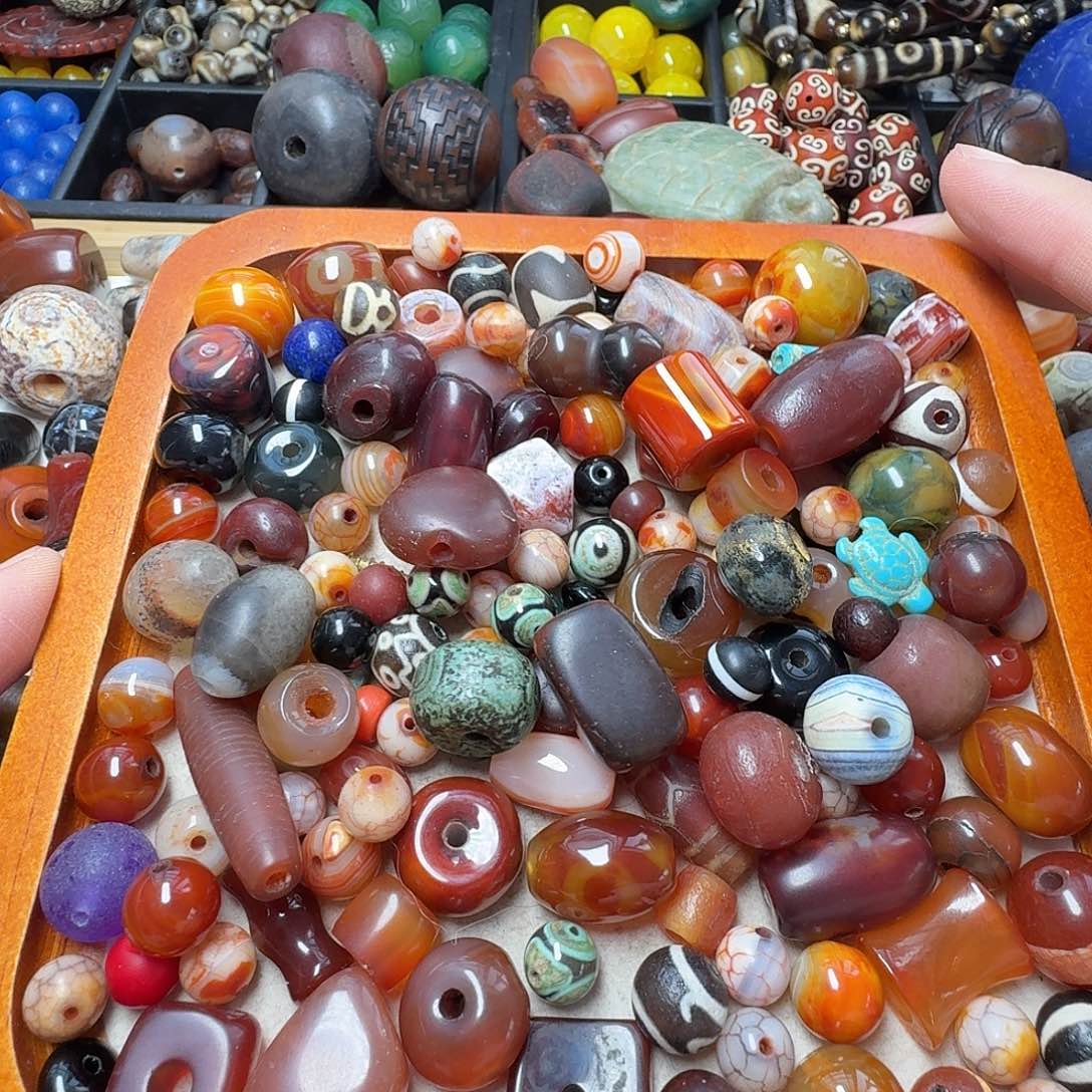 虎***猫玛瑙/玉髓未镶嵌满30包邮