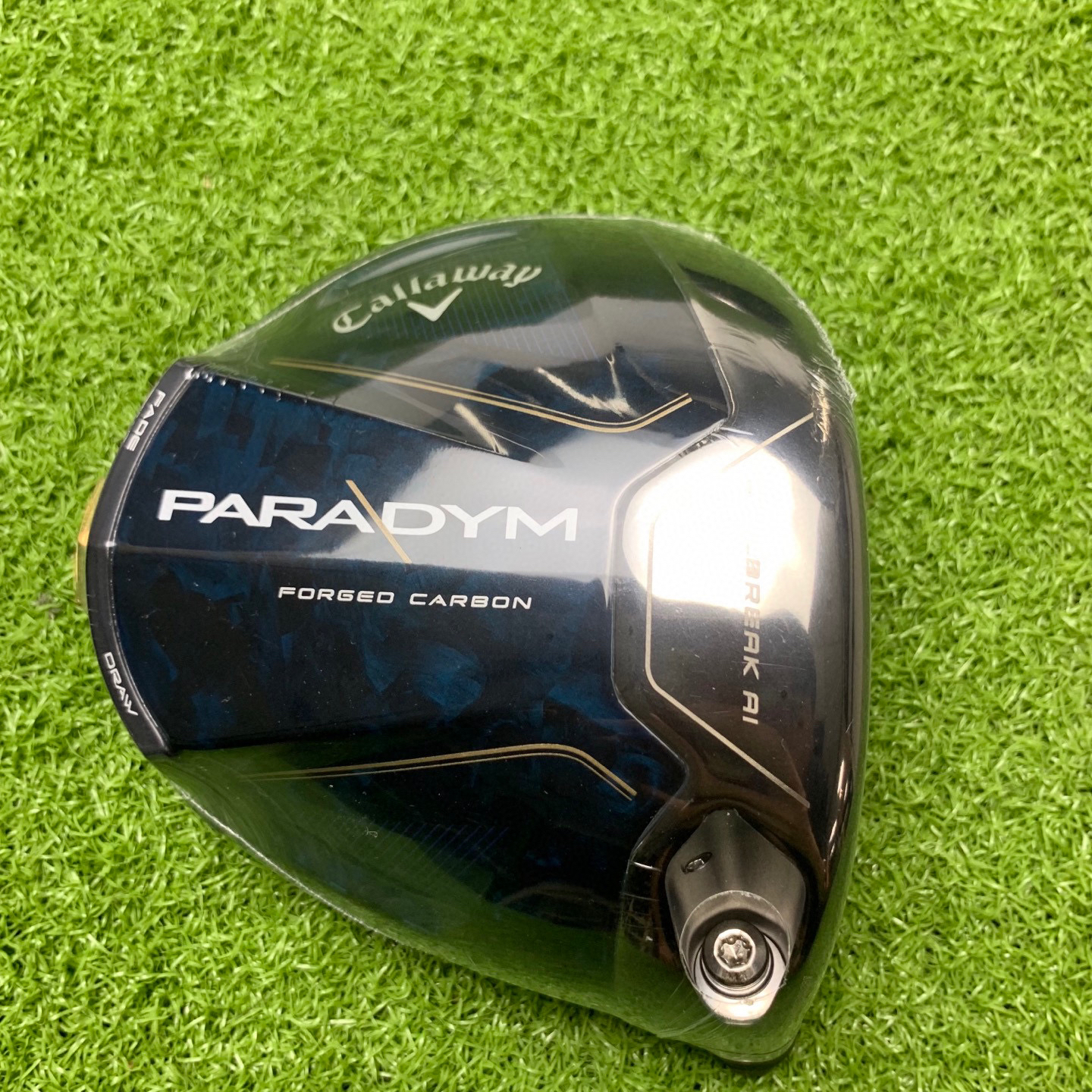 ￼ 卡拉威魔范 标准版 10.5度单杆头 高尔夫一号木