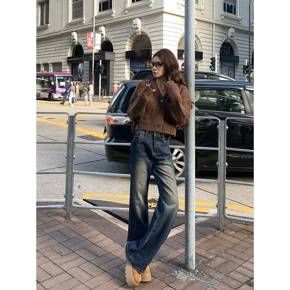 血色樱桃阔腿牛仔裤女秋季2025新款港风复古中腰宽松显瘦拖地裤子