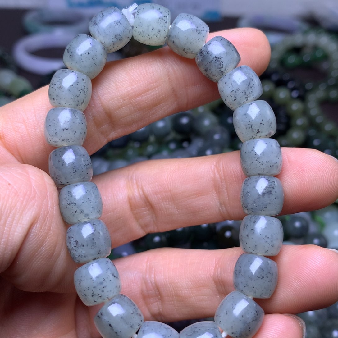 未镶嵌手串和田玉10