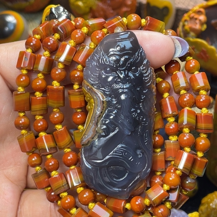 玛瑙/玉髓未镶嵌珠宝奇石北票黑冰钟馗4800米送108粒