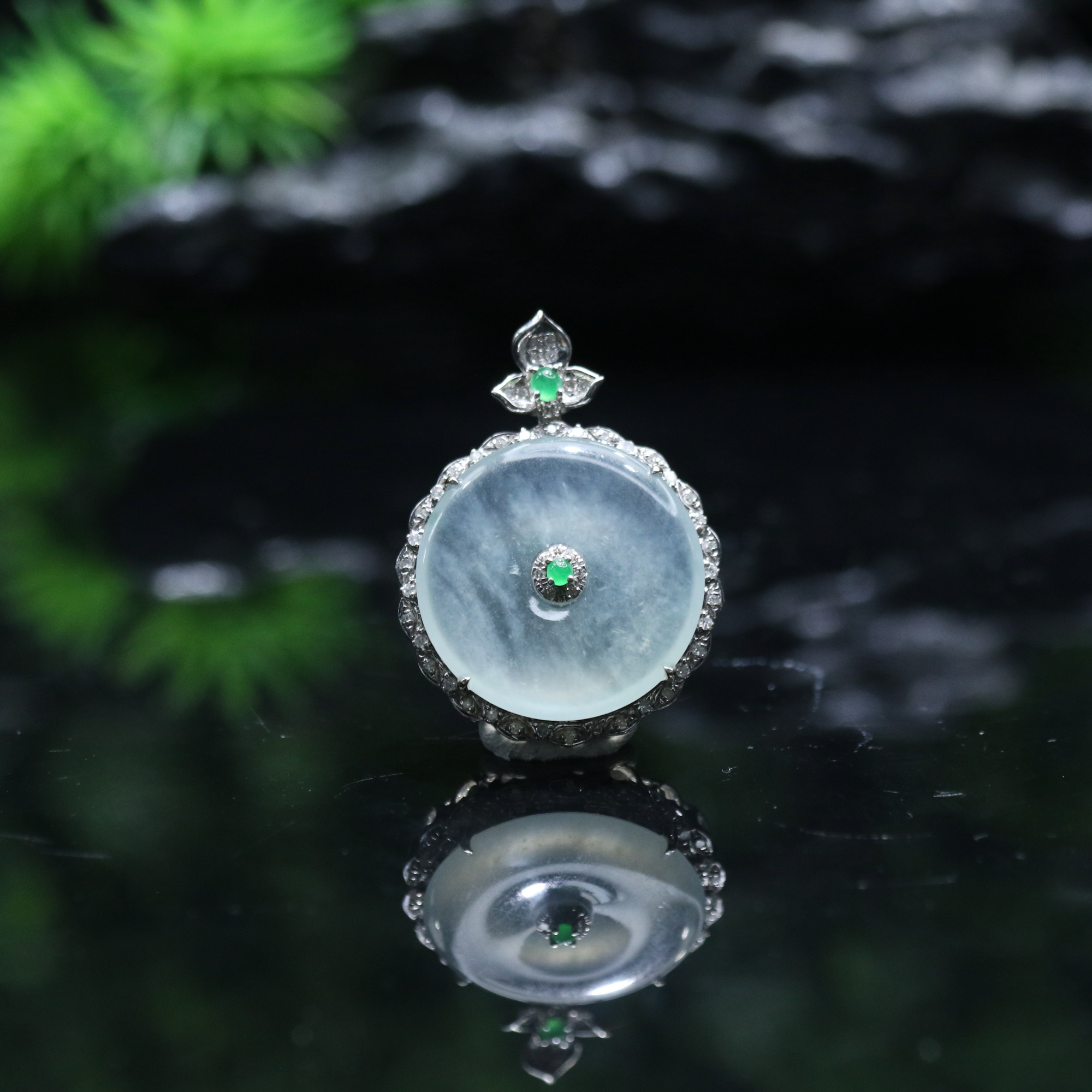 17天然缅甸翡翠A货18k冰平安扣吊坠/600137/上海嘉禾拍卖