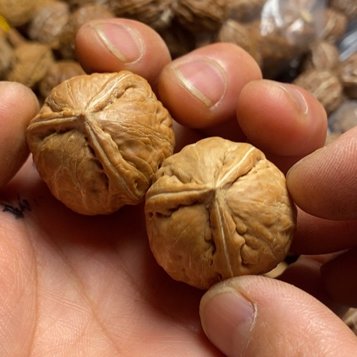 不***满吊坠桃核东北特产2