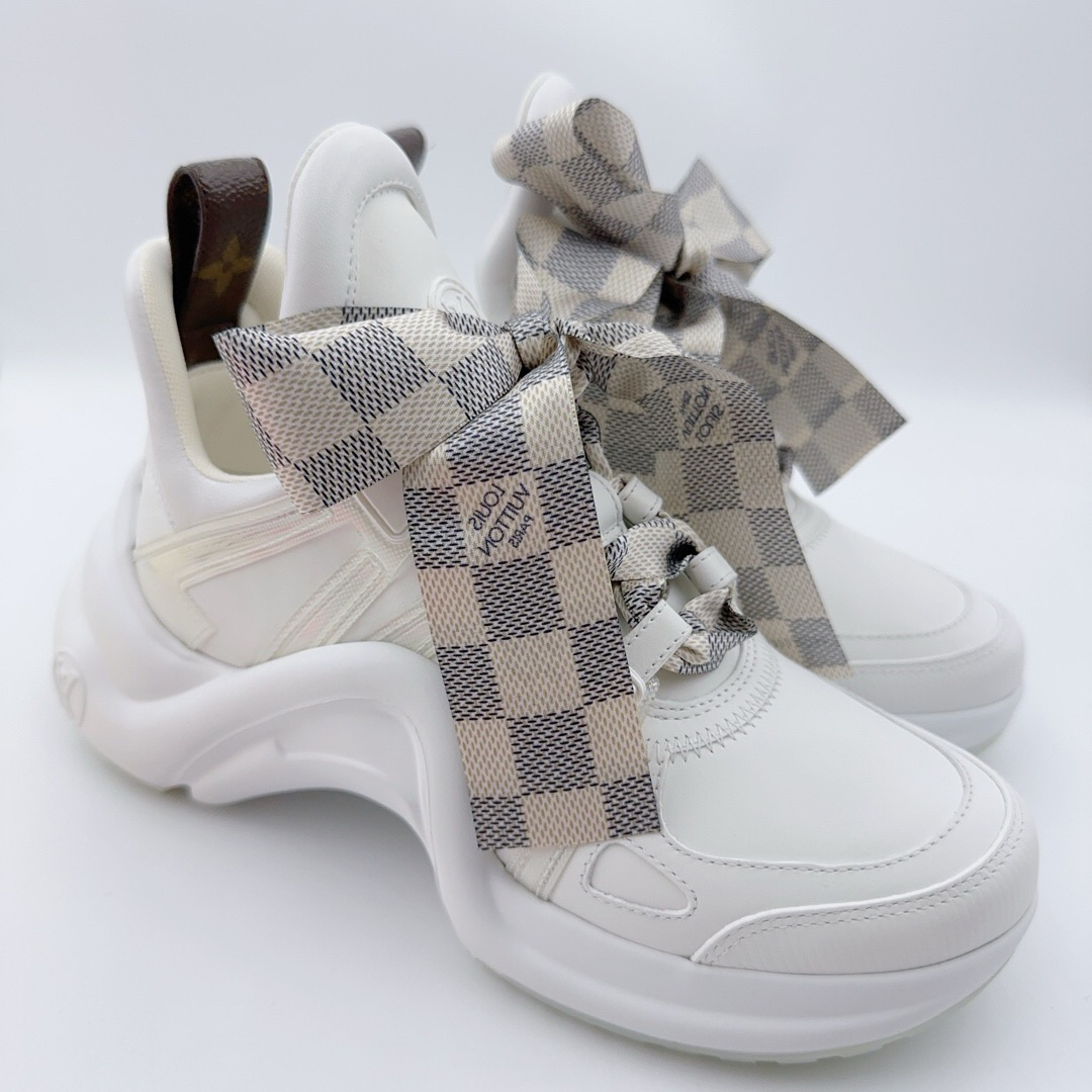 未使用 LouisVuitton/路易威登 35.5码/灰色丝带限定拱桥/01369