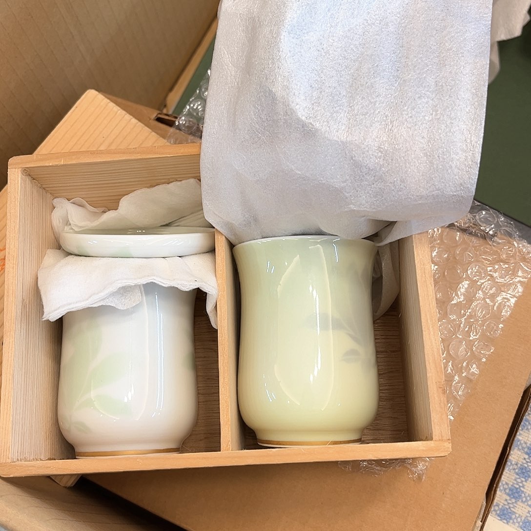 盖碗在一起就是要幸福快乐每天