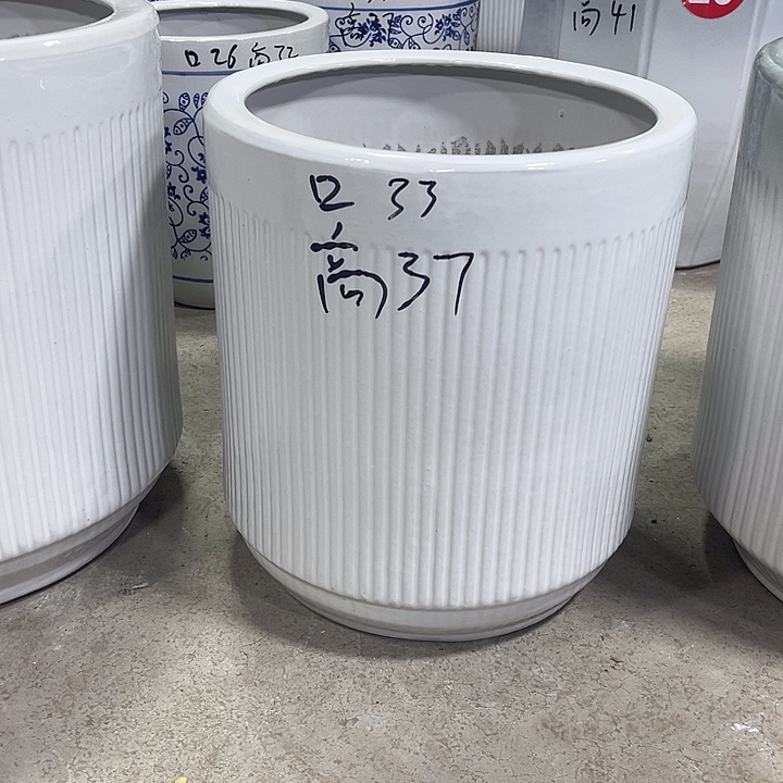 陶瓷花盆大号两个