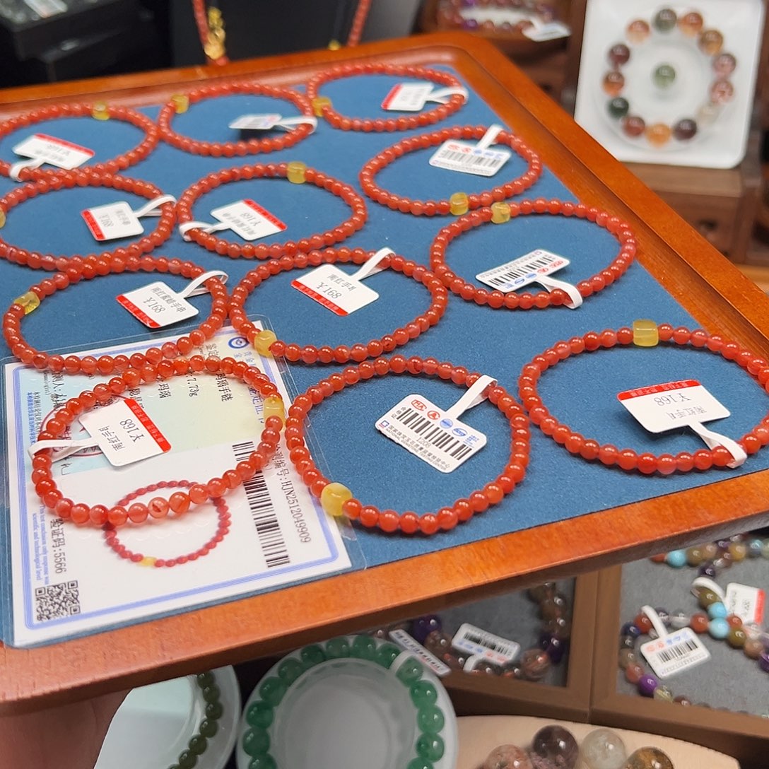 南红玛瑙未镶嵌手链