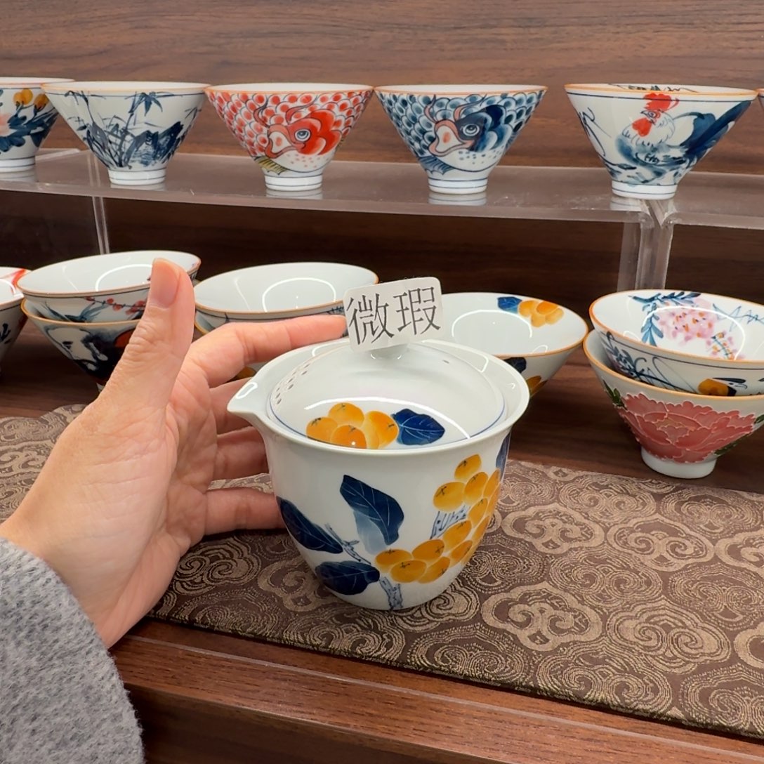 釉下手绘茶具微瑕