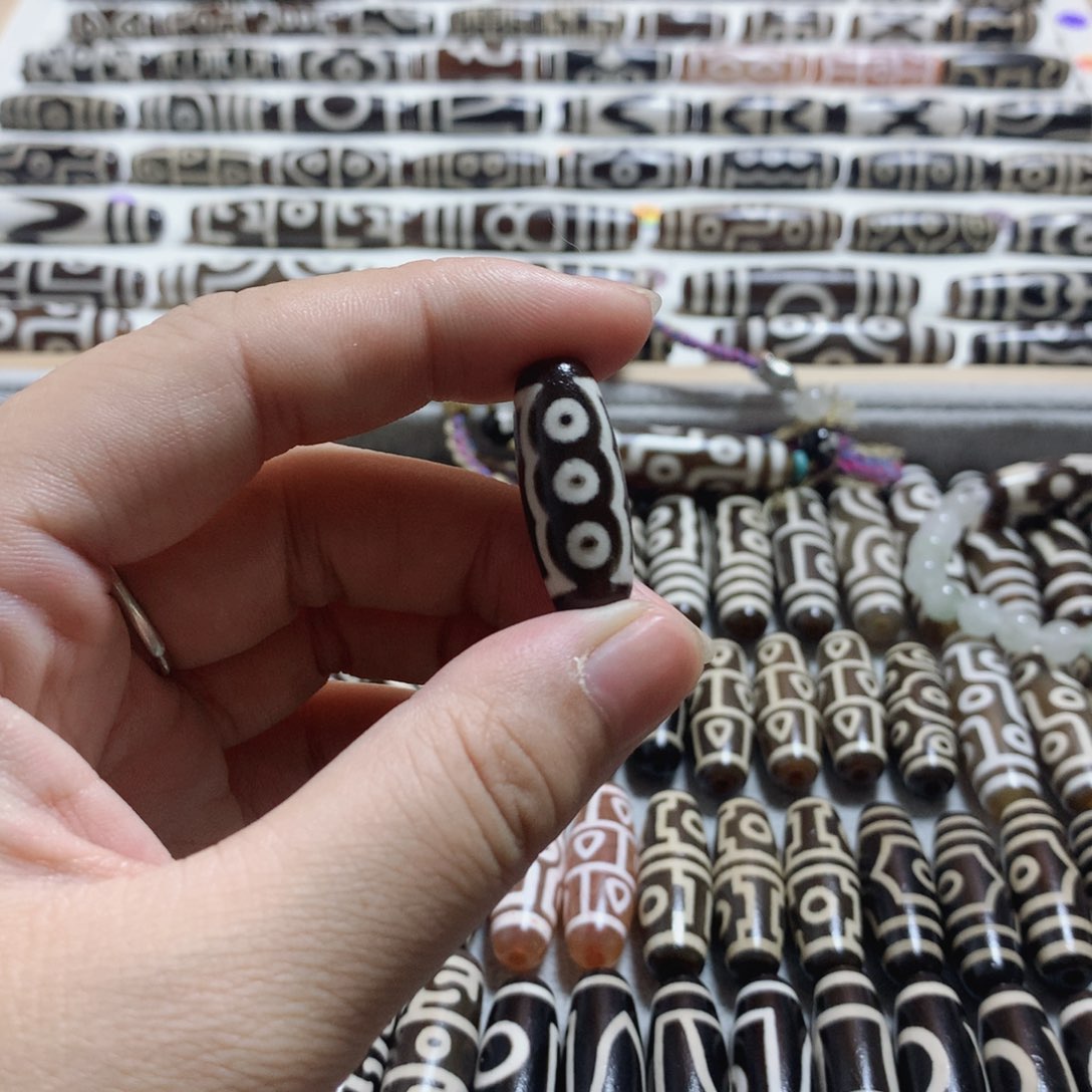 未镶嵌颈饰玛瑙/玉髓