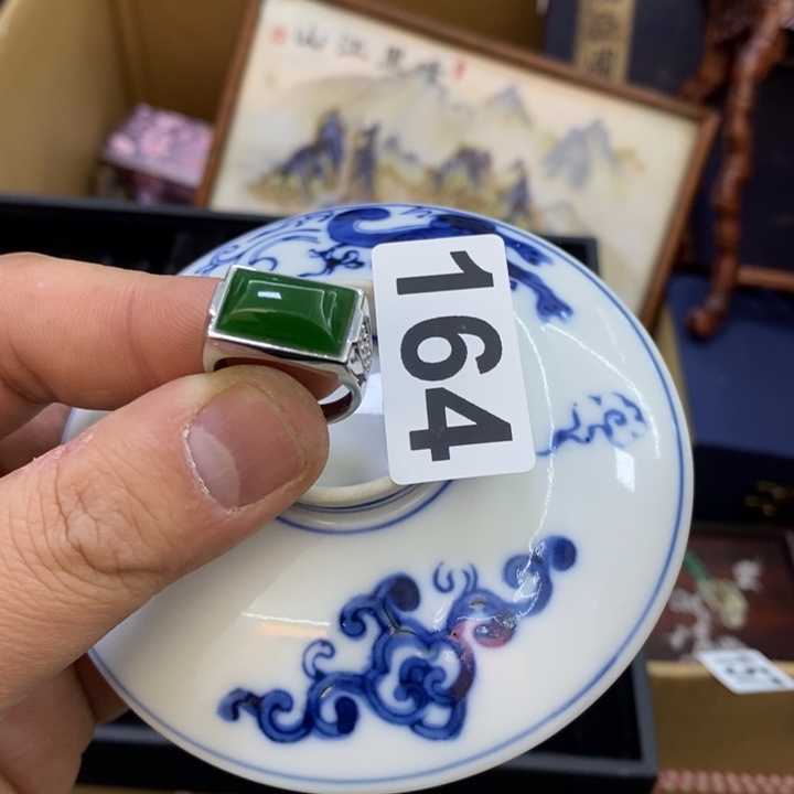 瓷片哦哦哦哦哦哦哦