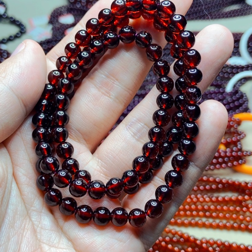 【闪购商品】未镶嵌手链石榴石6.4毫米