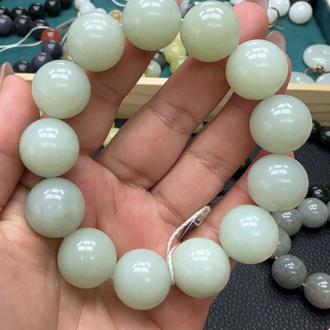 和田玉未镶嵌手链18