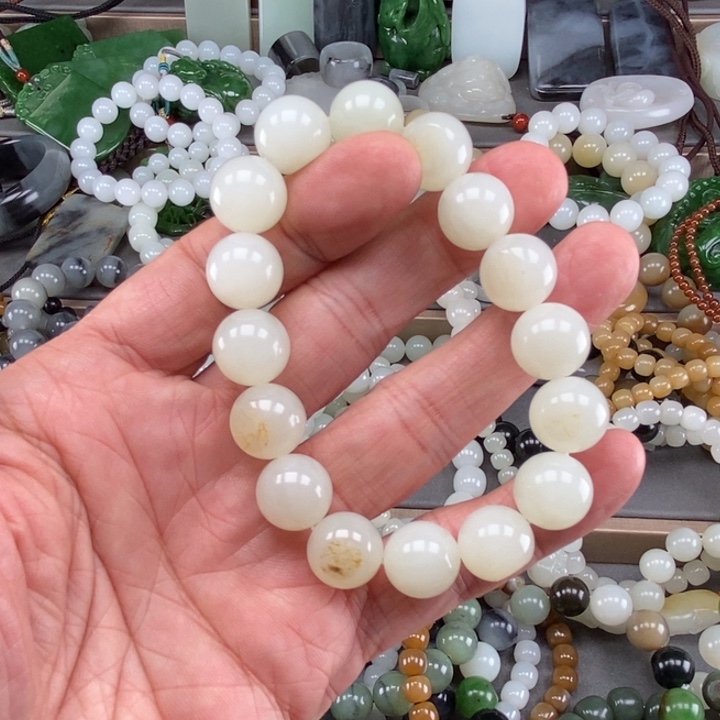 木***卯和田玉未镶嵌挂件